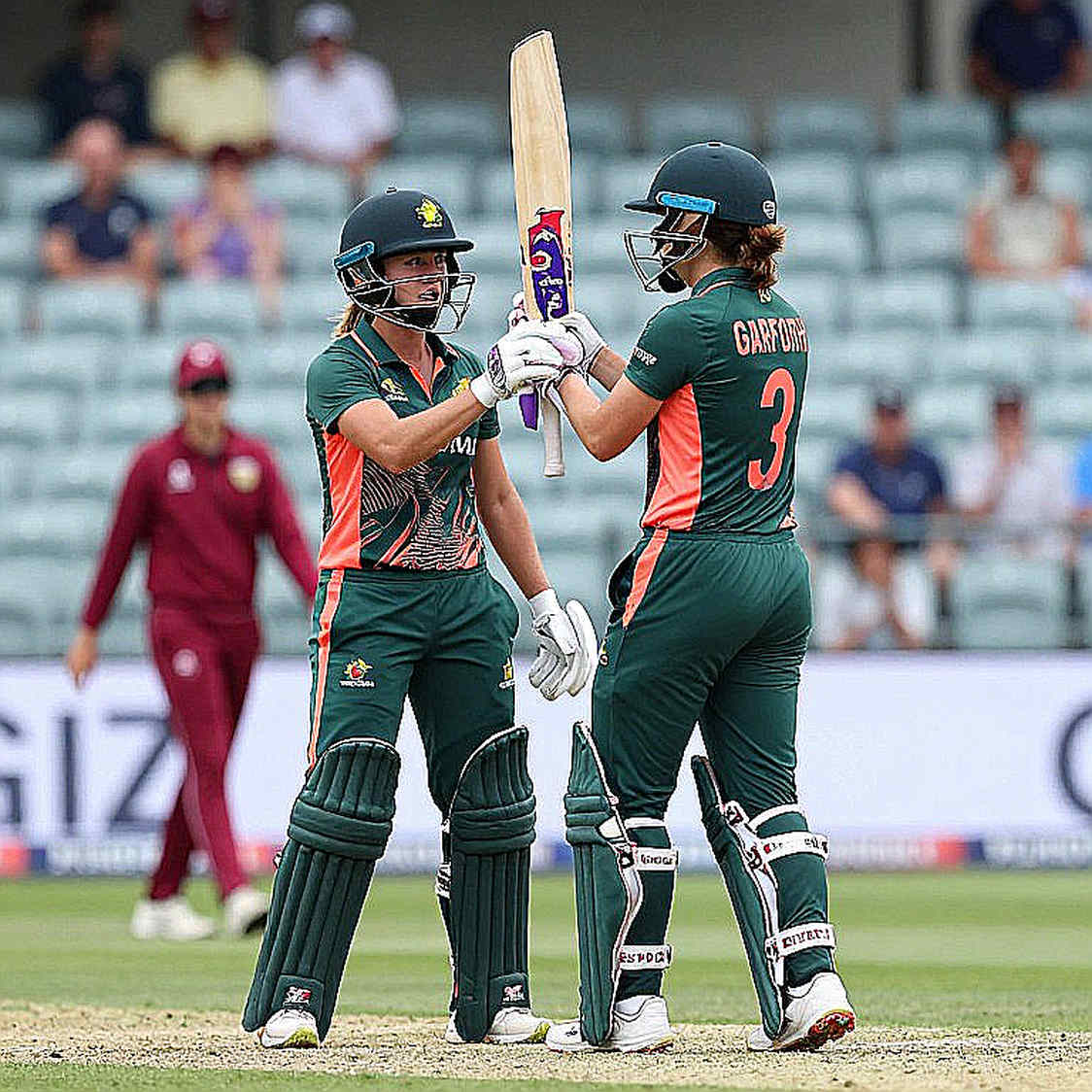 স্টেবলকয়েন করিডর: ২৮ বিলিয়ন ডলারের রেমিট্যান্স প্রবাহে ব্লকচেইন ব্যাংকের চেয়ে দ্রুত কেন